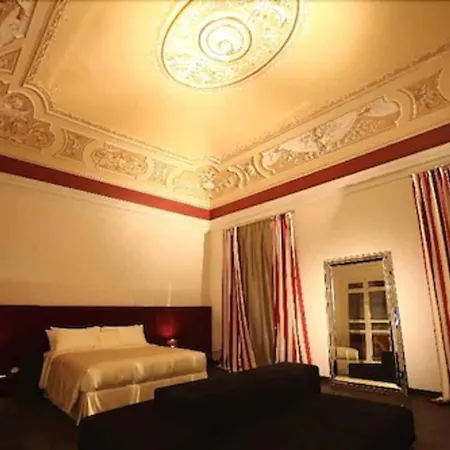 Hotel House