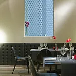 House 4*