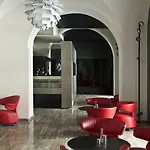 Hotel House