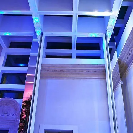 מלון House 4*