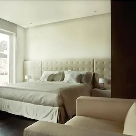 호텔 House 4*