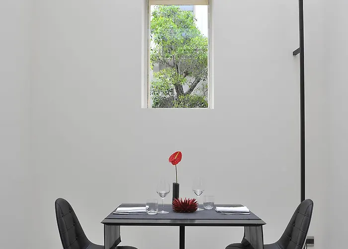 House 4*